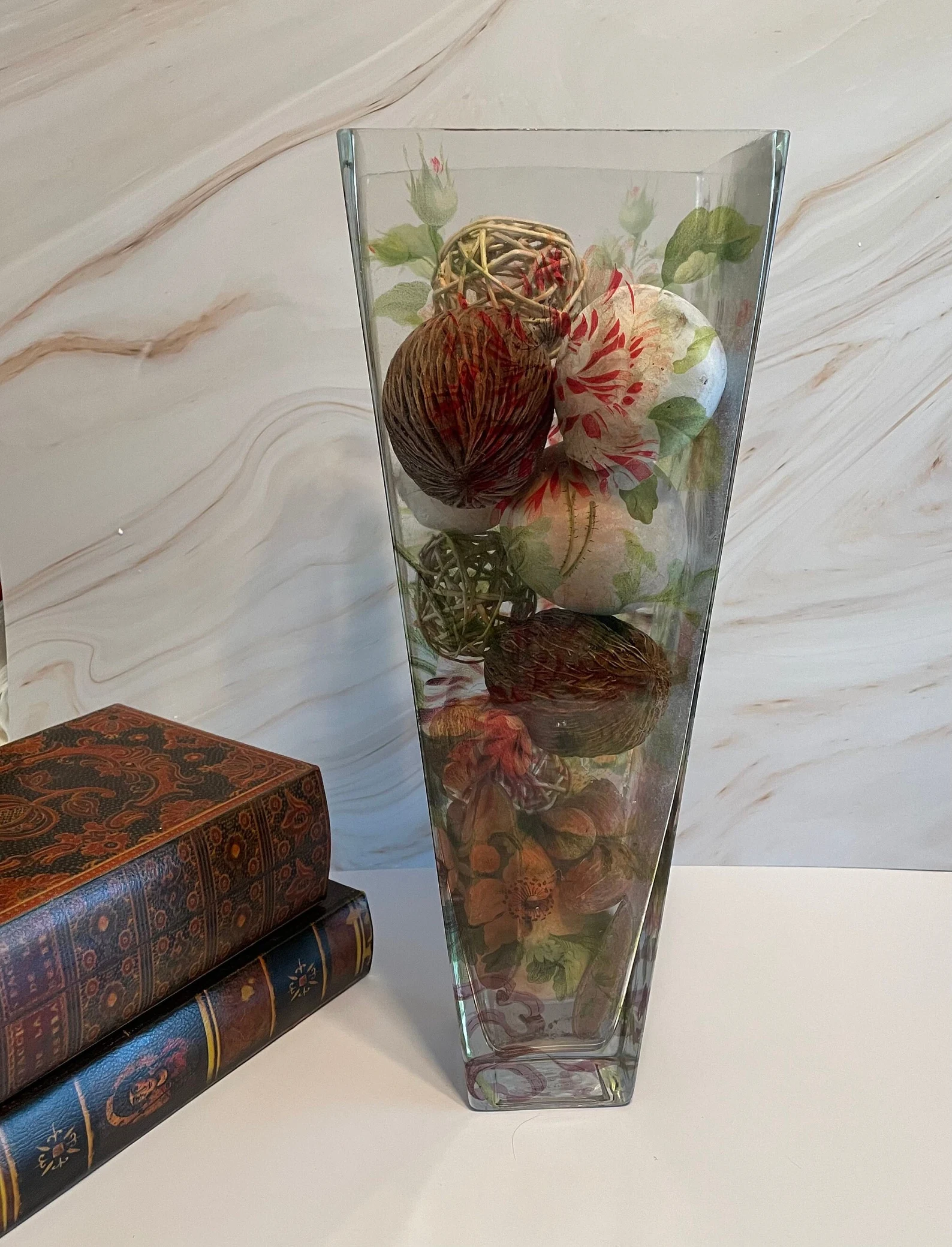 VASE ~ Statuesque thick glass vase with decorative ornamental balls 16.5”